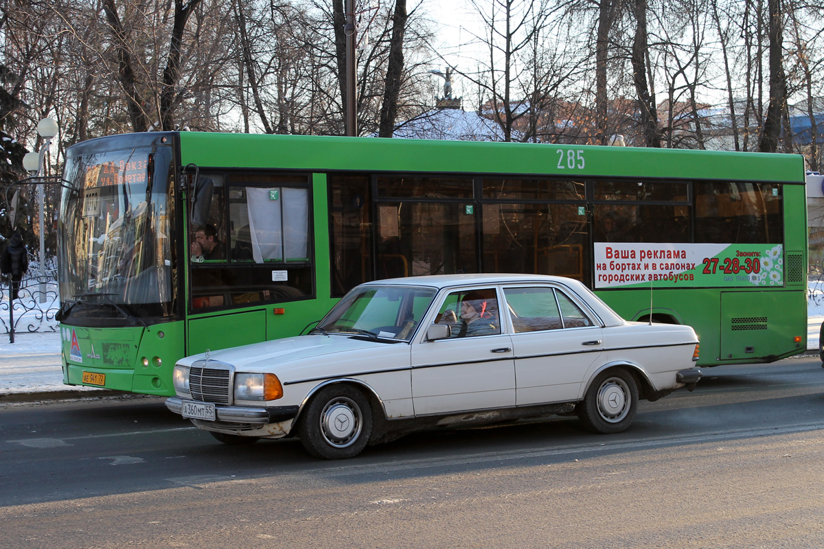 Тюменская область, № А 360 МТ 55 — Mercedes-Benz (W123) '76-86