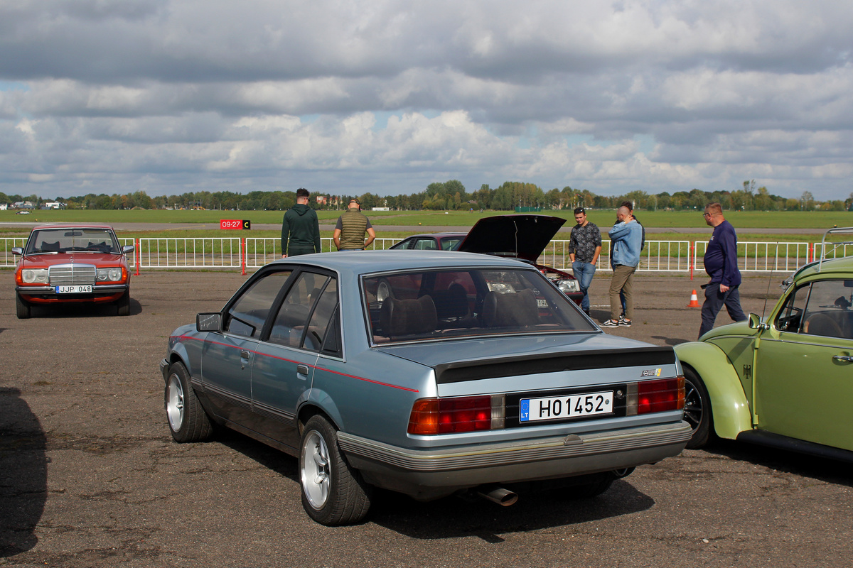 Литва, № H01452 — Opel Rekord (E2) '82-86; Литва — Retro mugė 2023 ruduo