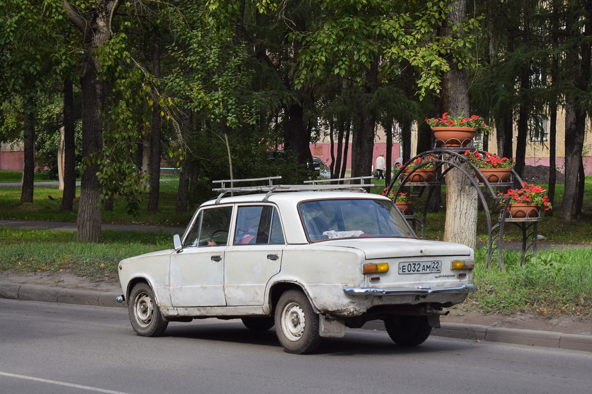 Алтайский край, № Е 032 АМ 22 — ВАЗ-2101 '70-83