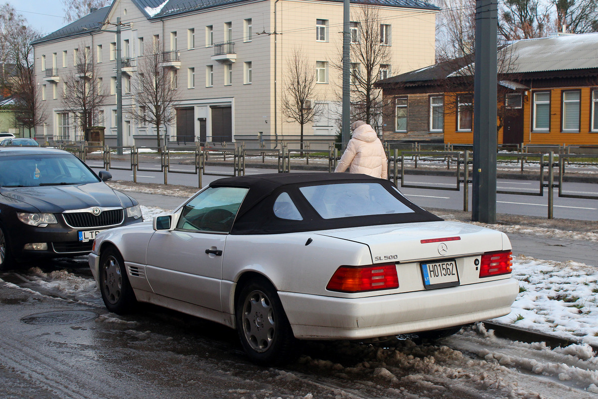 Литва, № H01562 — Mercedes-Benz (R129) '89-01