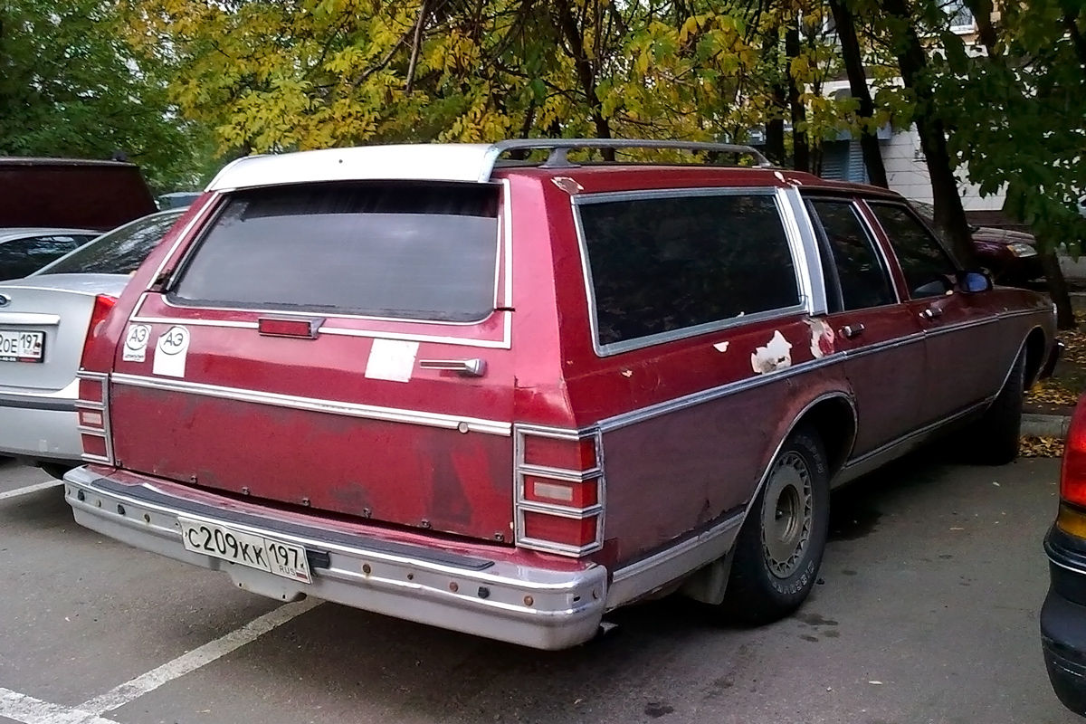 Москва, № С 209 КК 197 — Chevrolet Caprice (3G) '77-90