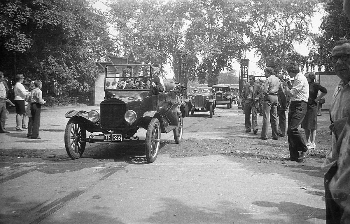 Финляндия, № TFO-23 — Ford T '08-27; Санкт-Петербург — Старые фотографии; Санкт-Петербург — Авторетровыставка в парке им. Бабушкина