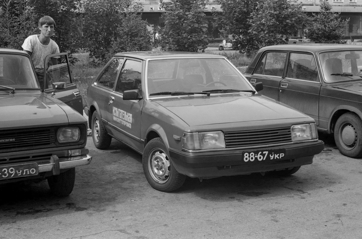 Самарская область, № 88-67 УКР — Mazda 323 (BD) '80-85; Самарская область — Исторические фотографии (Тольятти)