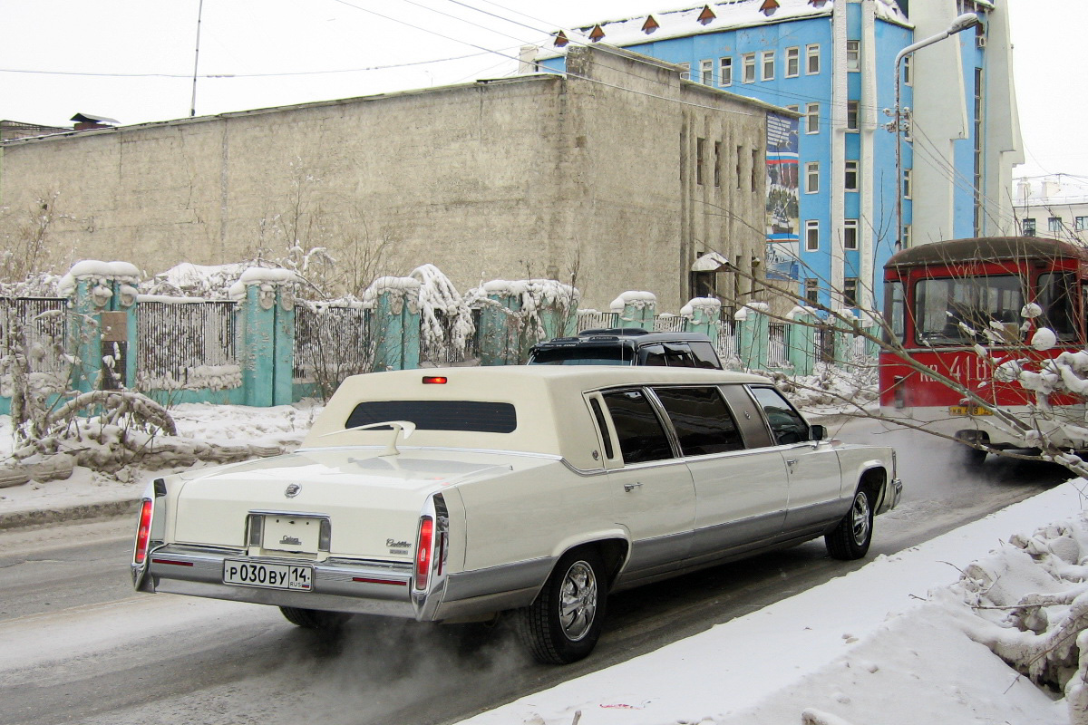 Саха (Якутия), № Р 030 ВУ 14 — Cadillac Brougham '90-92