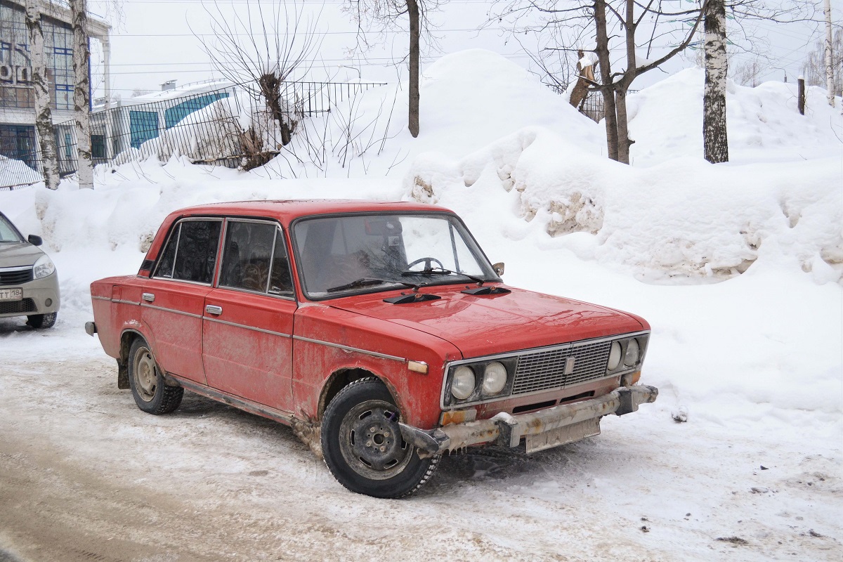 Удмуртия, № Е 727 КТ 18 — ВАЗ-2106 '75-06