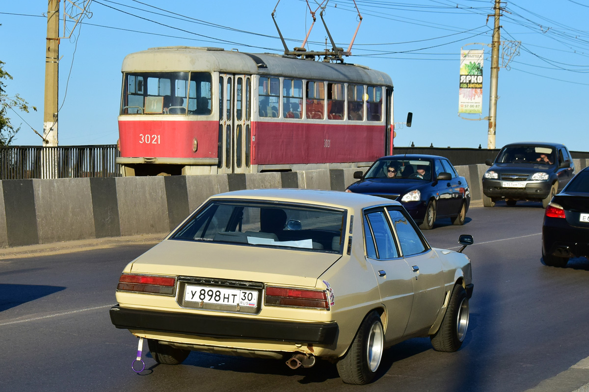 Астраханская область, № У 898 НТ 30 — Mitsubishi Galant (4G) '80-89