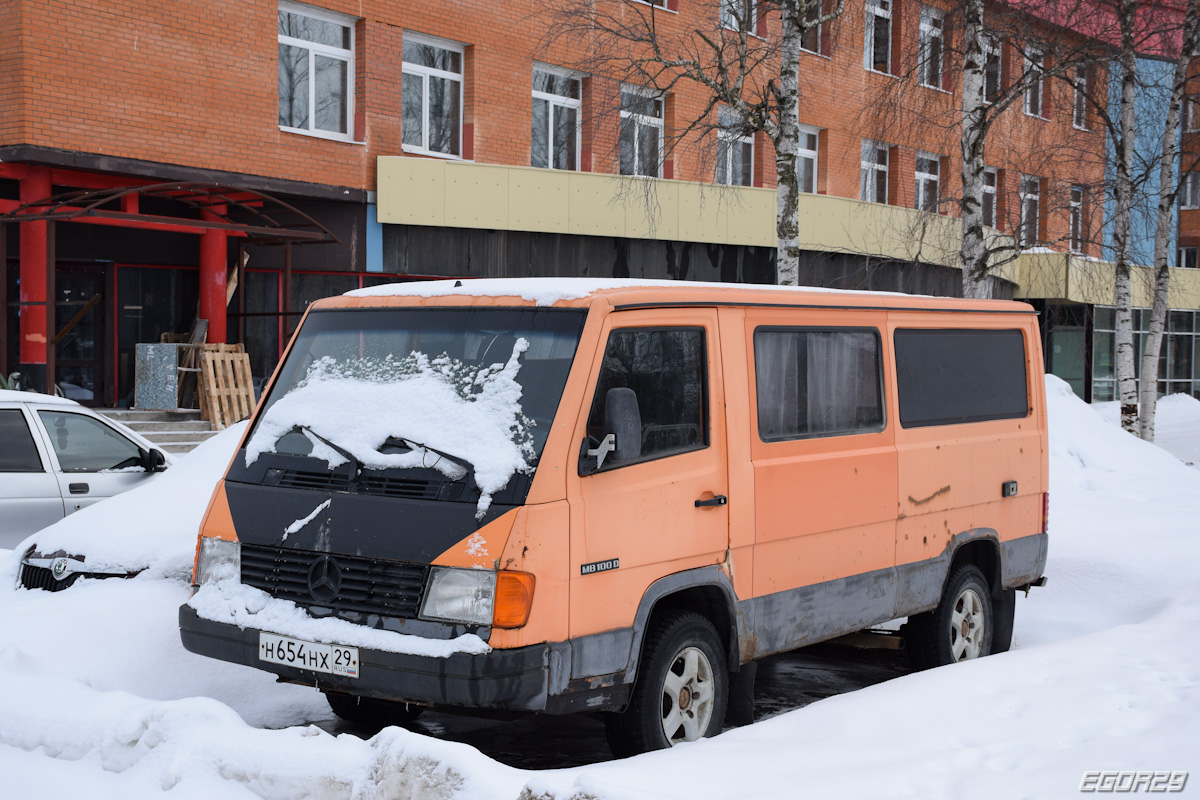 Архангельская область, № Н 654 НХ 29 — Mercedes-Benz MB100 '81-96