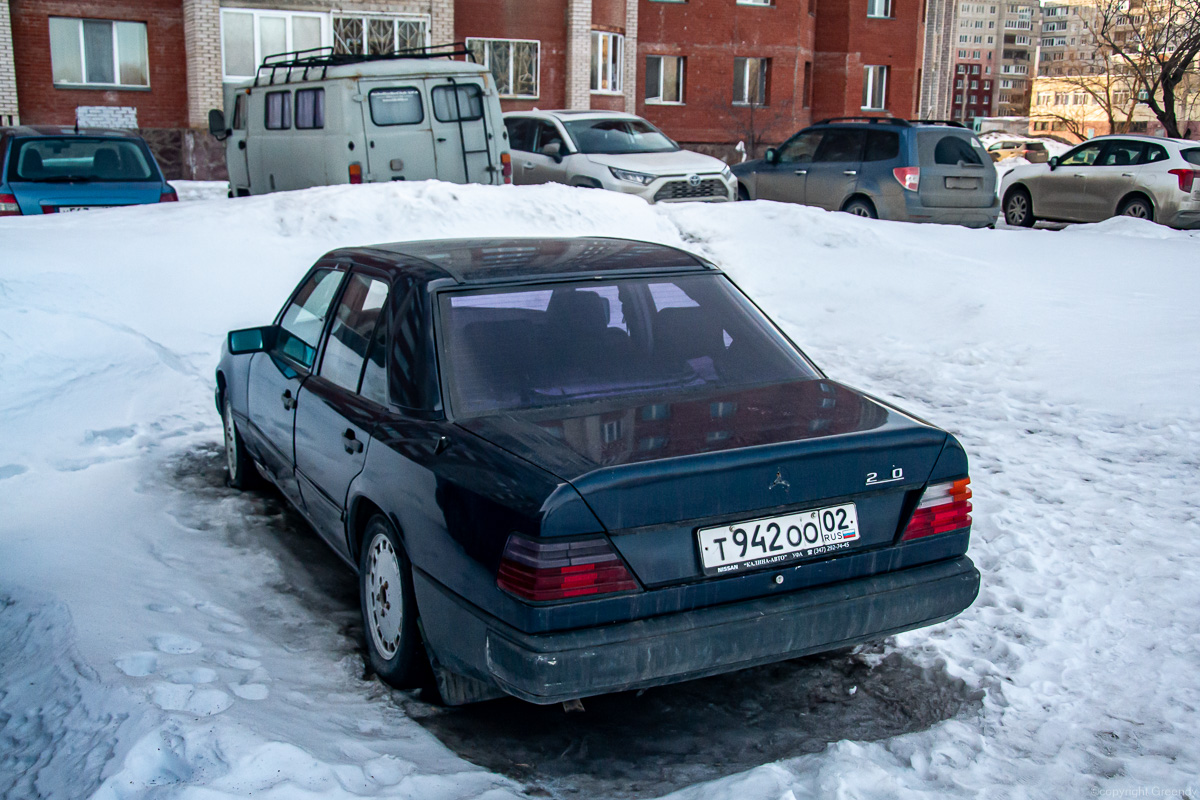 Башкортостан, № Т 942 ОО 02 — Mercedes-Benz (W124) '84-96