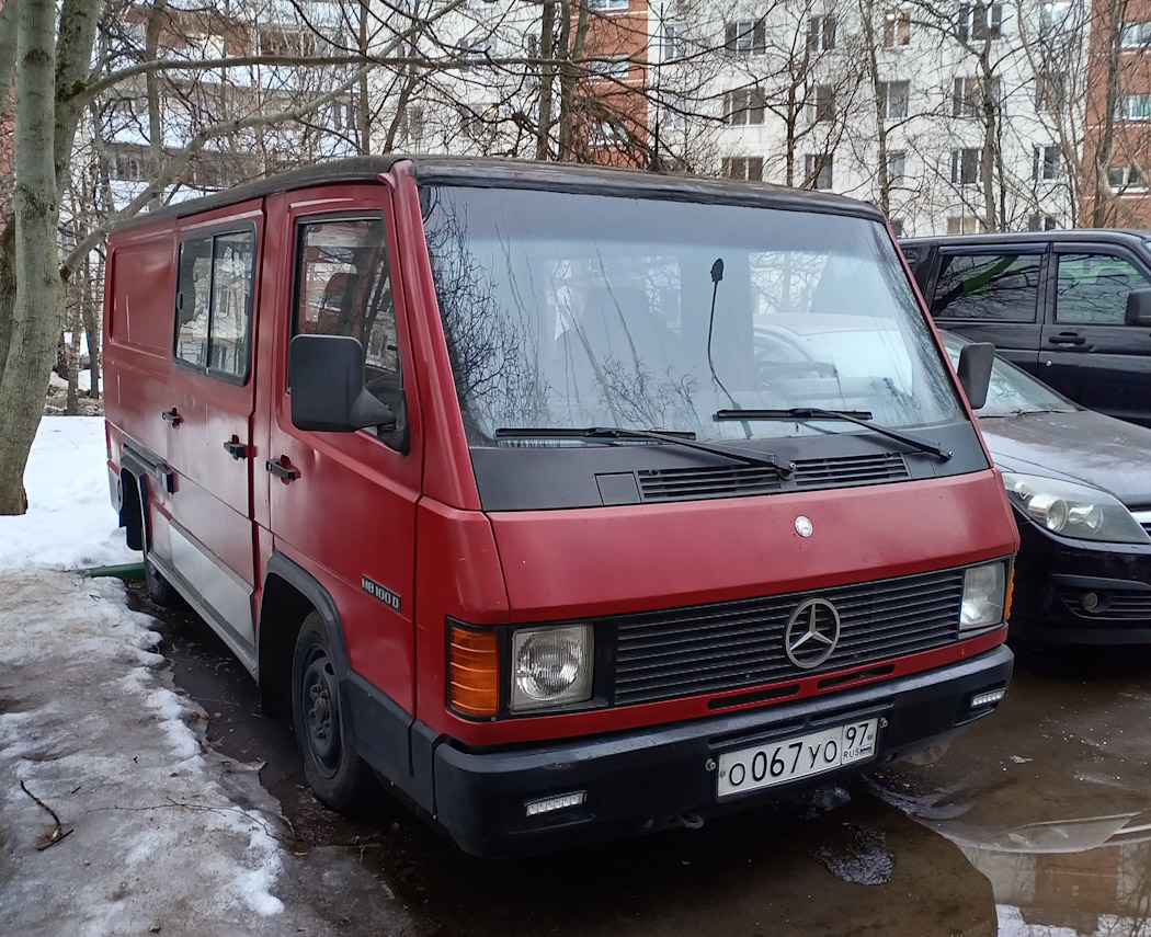 Москва, № О 067 УО 97 — Mercedes-Benz MB100 '81-96