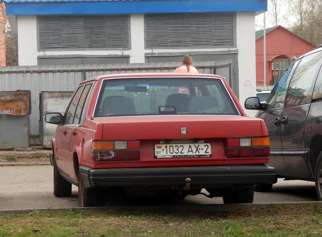 Витебская область, № 1032 АХ-2 — Volvo 740 '84-92