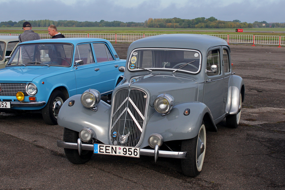 Литва, № EEN 956 — Citroën Traction Avant 11B '37-57; Литва — Retro mugė 2023 ruduo