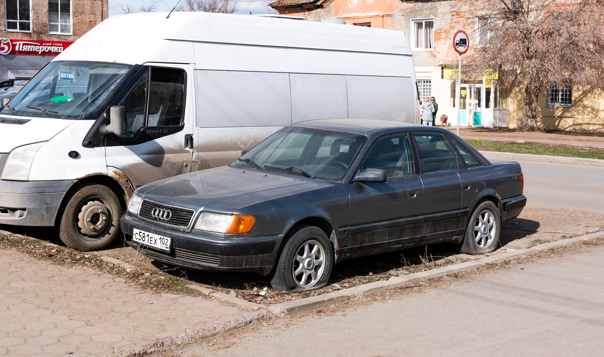 Башкортостан, № С 581 ЕХ 102 — Audi 100 (C4) '90-94