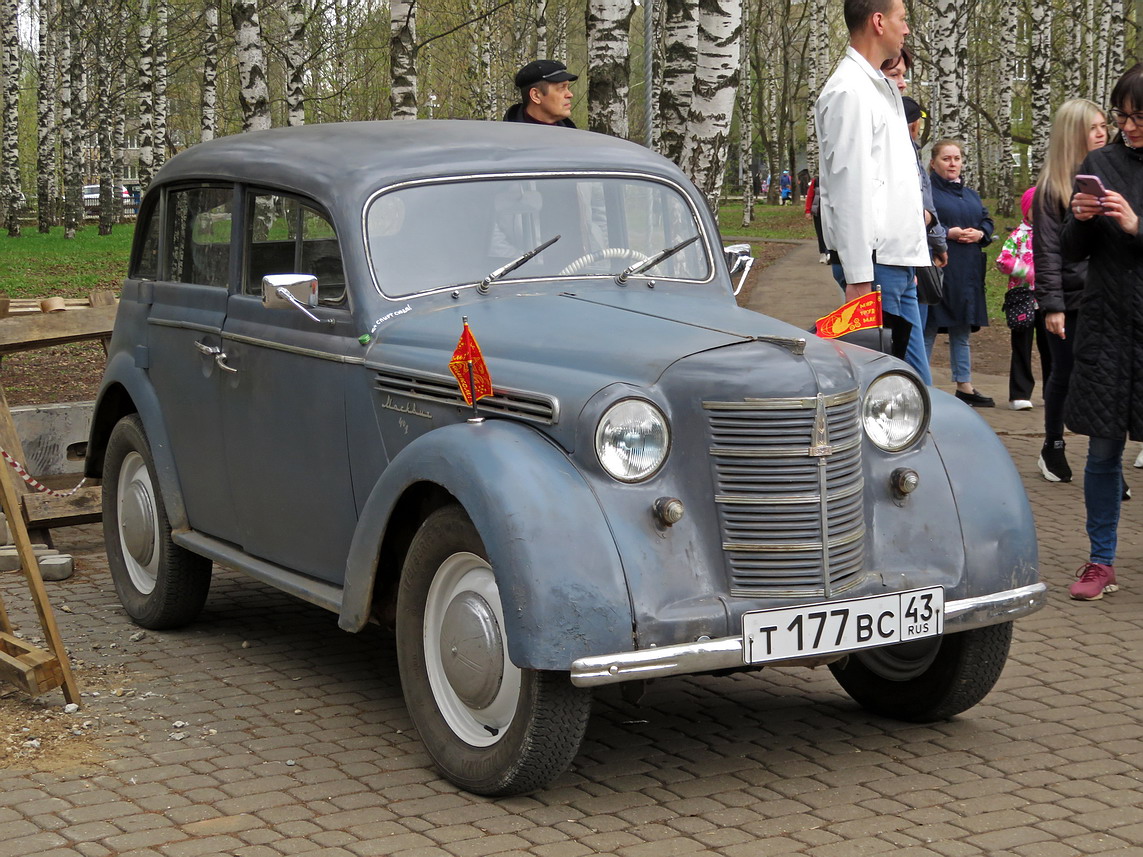 Кировская область, № Т 177 ВС 43 — Москвич-400/401 (общая модель); Кировская область — Выставка ретро-автомобилей в Кирове в парке Победы 28 апреля 2024 года