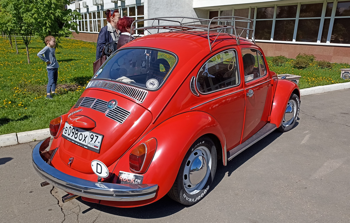 Москва, № В 098 ОХ 97 — Volkswagen Käfer 1300/1500 '65-74; Московская область — Открытие сезона "РЕТРОМОБИЛЬ 2024"