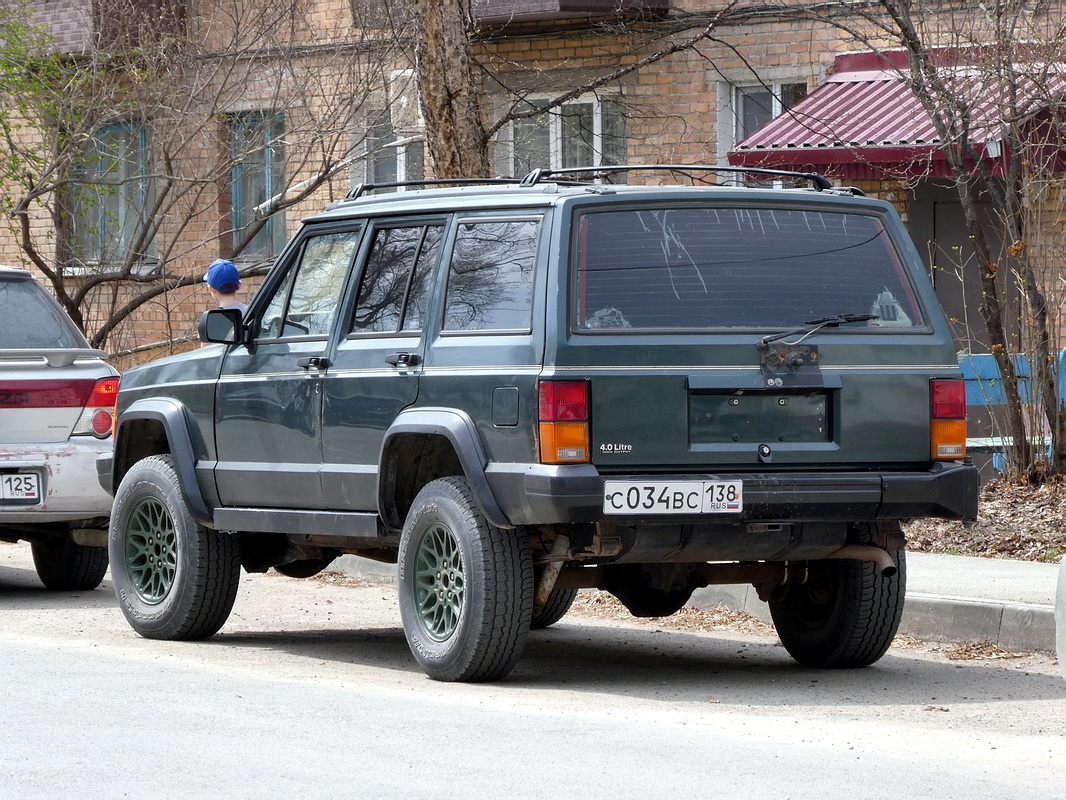 Иркутская область, № С 034 ВС 138 — Jeep Cherokee (XJ) '84-01