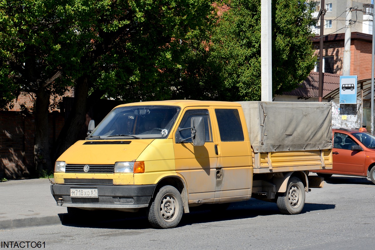 Ростовская область, № М 718 ХО 61 — Volkswagen Typ 2 (T4) '90-03