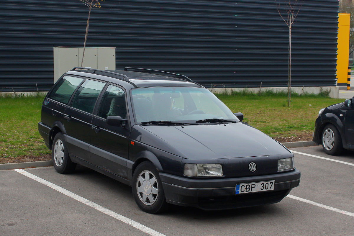 Литва, № CBP 307 — Volkswagen Passat (B3) '88-93