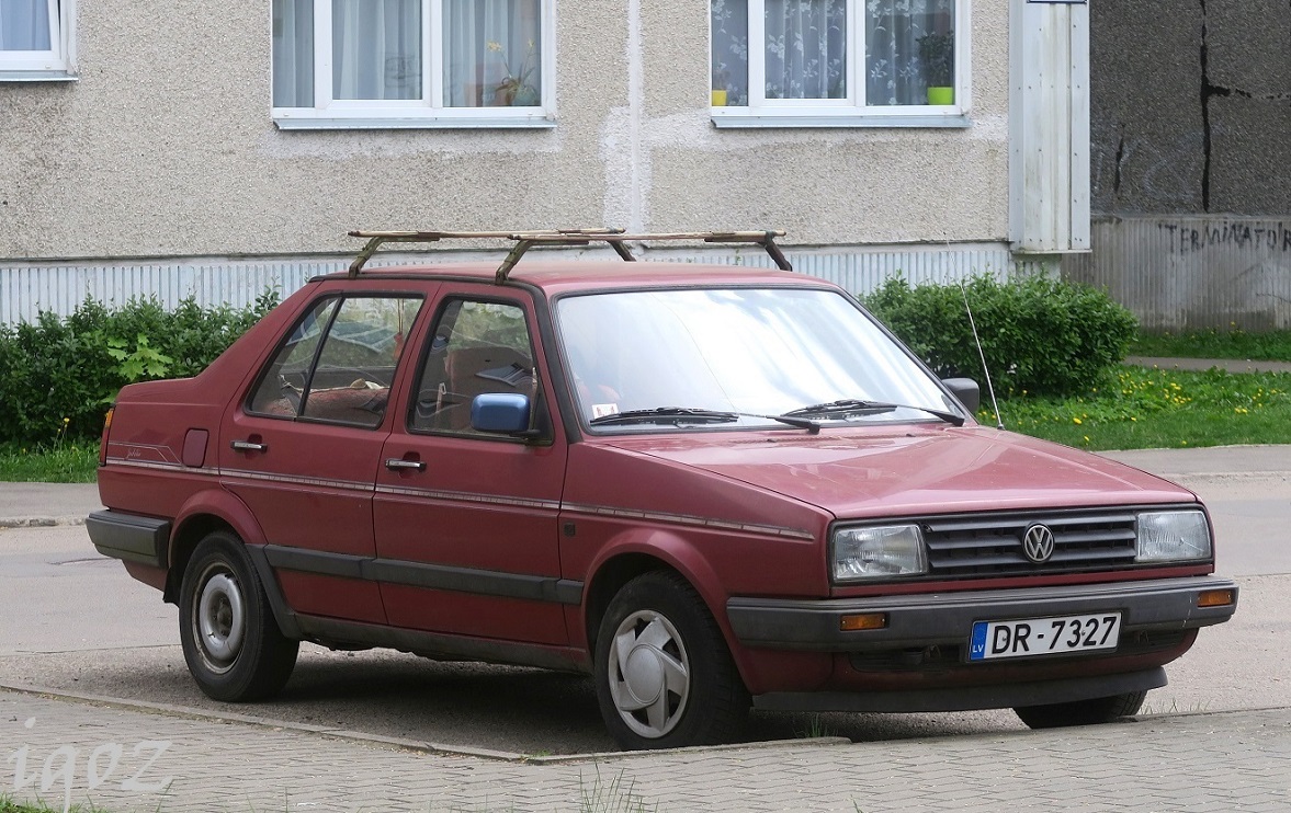 Латвия, № DR-7327 — Volkswagen Jetta Mk2 (Typ 16) '84-92
