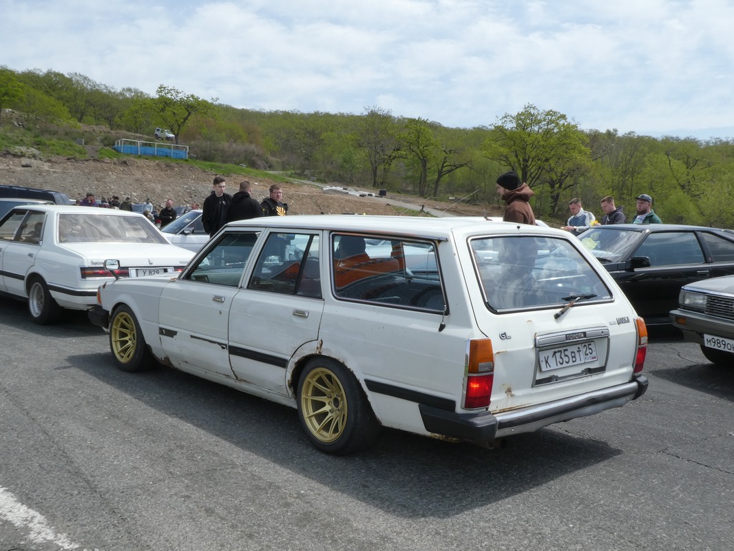 Приморский край, № К 135 ВТ 25 — Toyota Corona Mark II (Х60) '80-84; Приморский край — Открытие сезона JDM Oldschool Cars (2024)