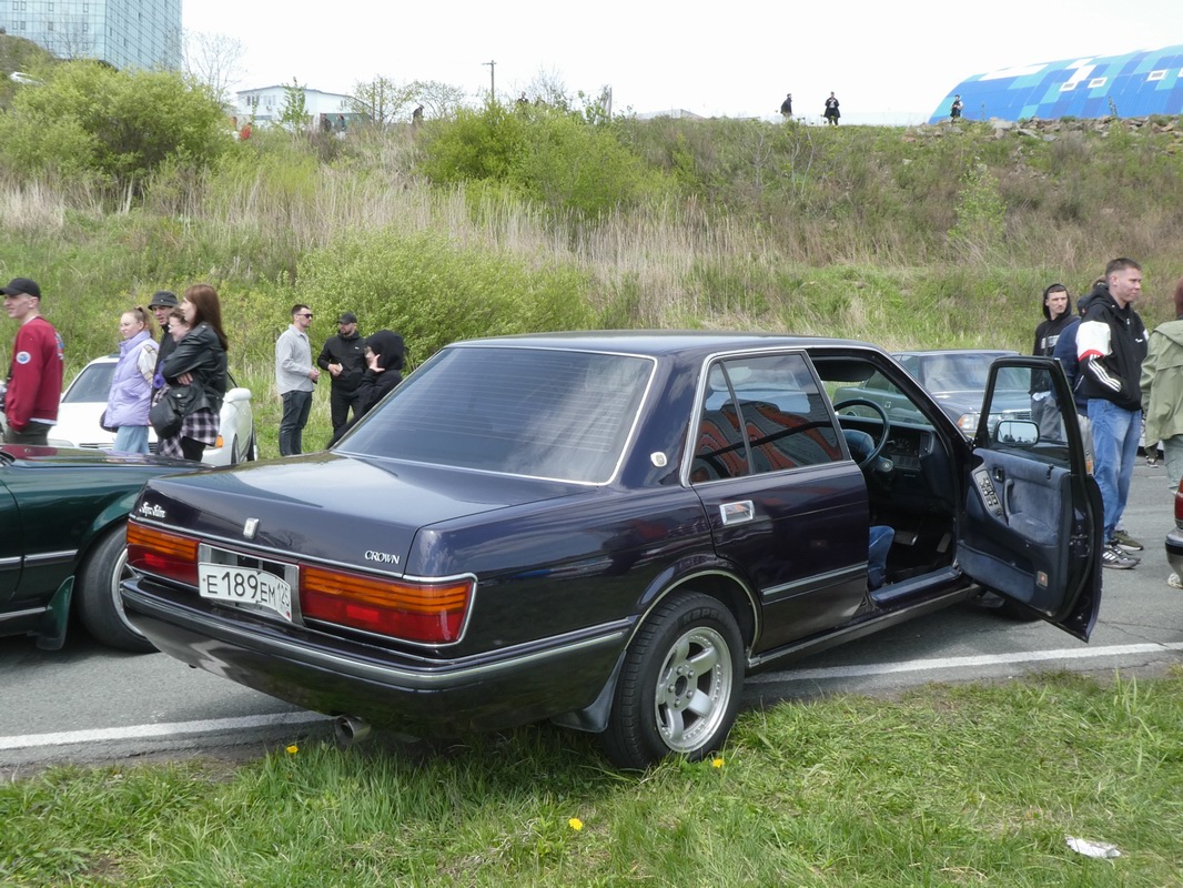 Приморский край, № Е 189 ЕМ 125 — Toyota Crown (S130) '87-91; Приморский край — Открытие сезона JDM Oldschool Cars (2024)