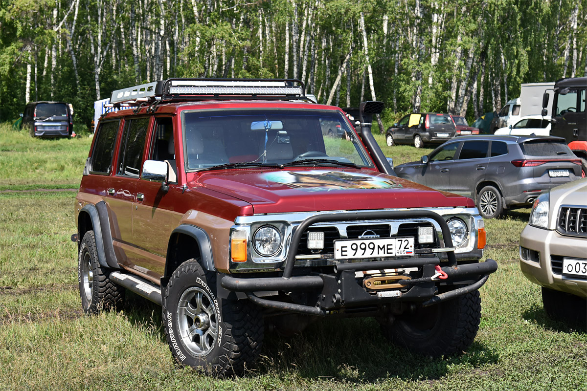 Тюменская область, № Е 999 МЕ 72 — Nissan Patrol/Safari  (Y60) '87-97