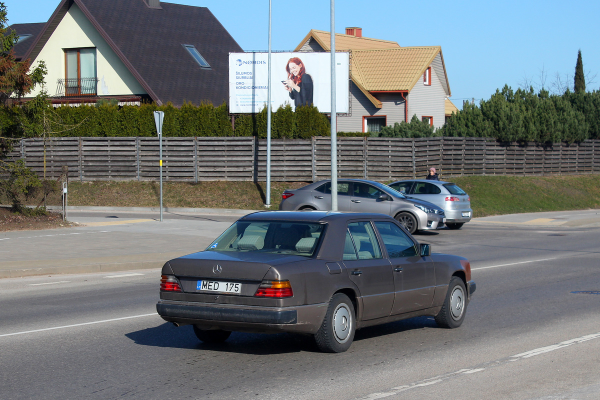 Литва, № MED 175 — Mercedes-Benz (W124) '84-96