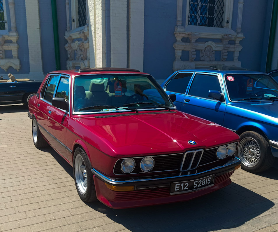 Тульская область, № E12 5281S — BMW 5 Series (E12) '72-81; Тульская область — Открытый автомобильный фестиваль "АВТОСТРАДА" 2024