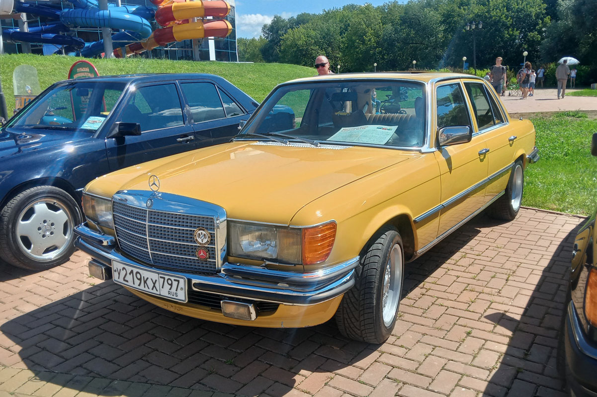 Москва, № У 219 КХ 797 — Mercedes-Benz (W116) '72-80; Рязанская область — 11-й ретро-фестиваль "Машина Времени", 6 июля 2024 г.