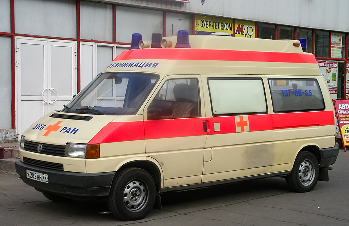 Москва, № К 282 НМ 77 — Volkswagen Typ 2 (T4) '90-03