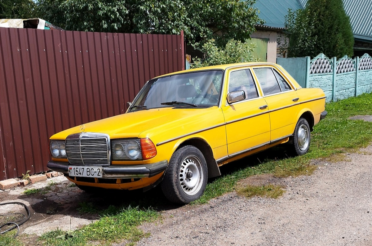 Витебская область, № 1547 ВС-2 — Mercedes-Benz (W123) '76-86