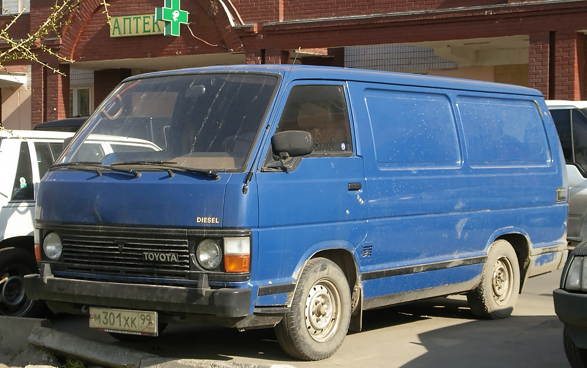 Москва, № М 301 ХК 99 — Toyota Hiace (H50/H60/H70) '82-89