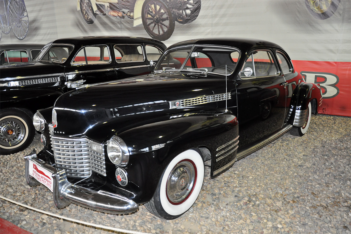 Москва, № В 215 КН 50 — Cadillac Series 62 (1G) '40-41