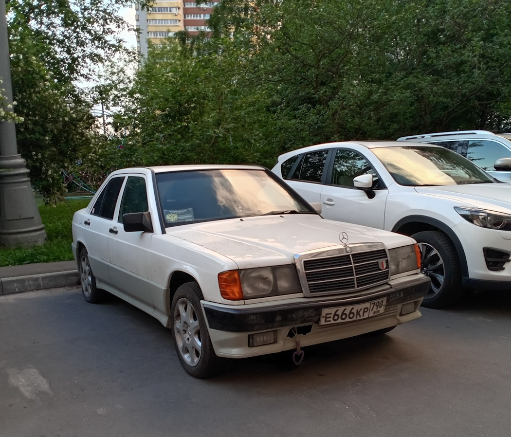 Московская область, № Е 666 КР 790 — Mercedes-Benz (W201) '82-93