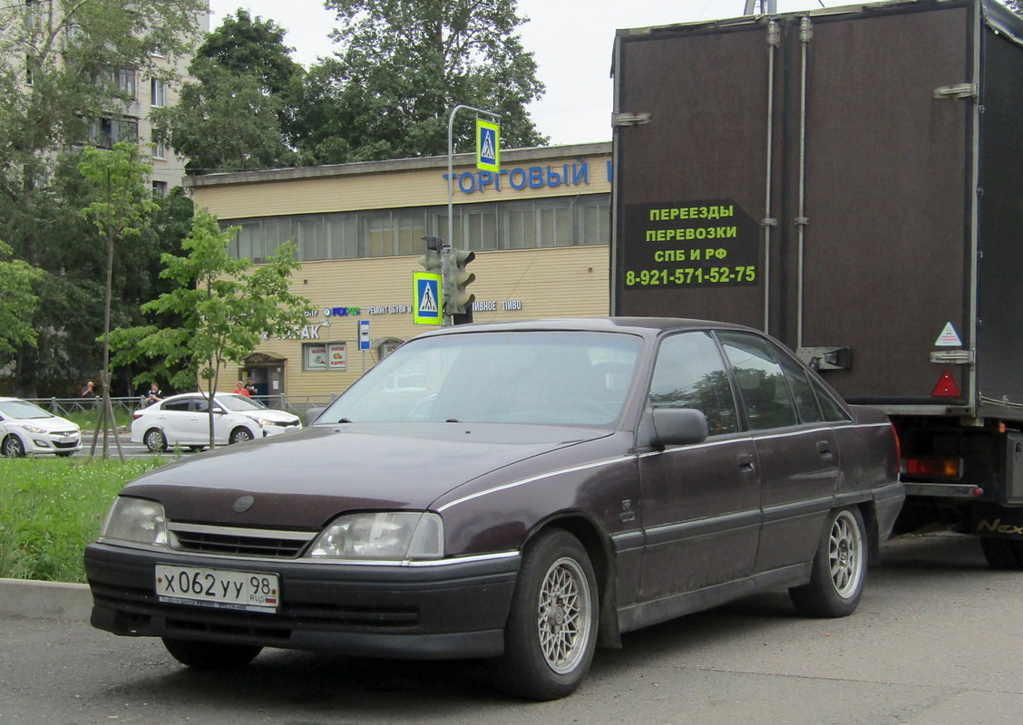 Санкт-Петербург, № Х 062 УУ 98 — Opel Omega (A) '86–94