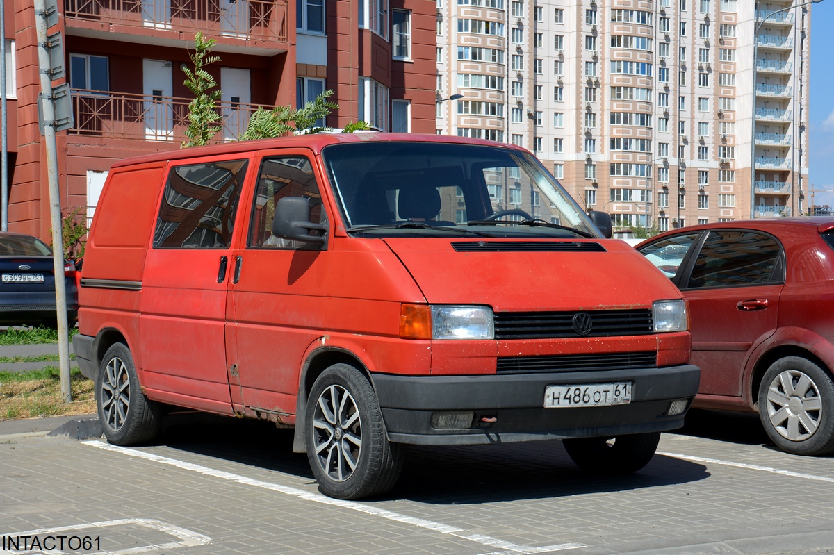 Ростовская область, № Н 486 ОТ 61 — Volkswagen Typ 2 (T4) '90-03