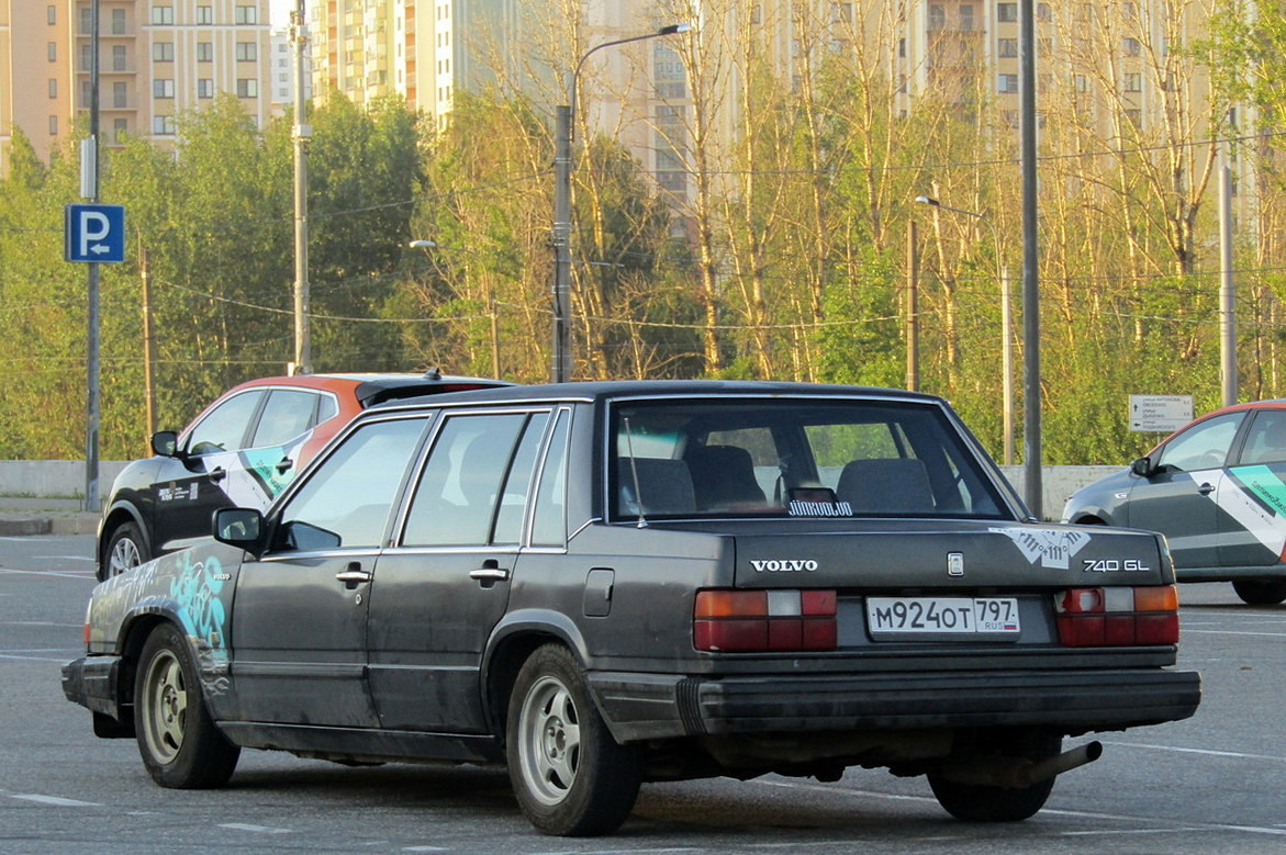 Москва, № М 924 ОТ 797 — Volvo 740 '84-92