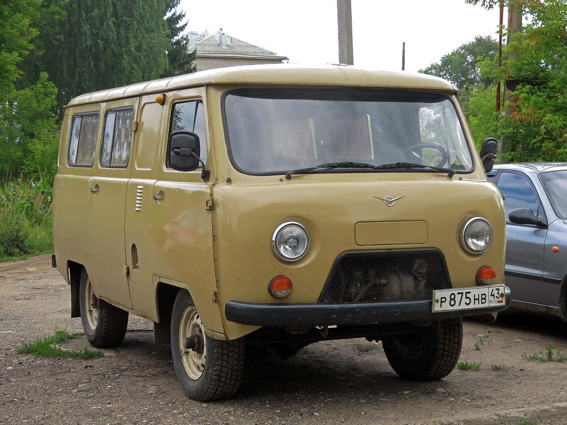 Кировская область, № Р 875 НВ 43 — УАЗ-2206 '85-03