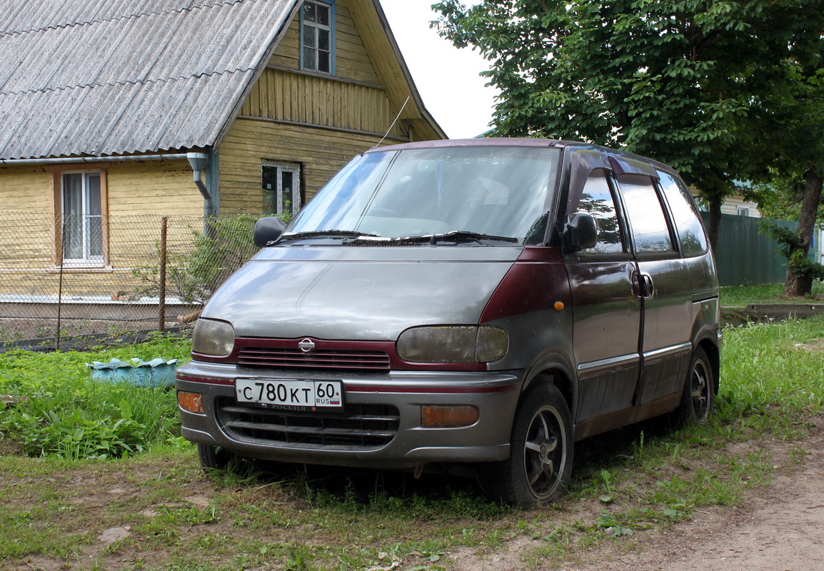 Псковская область, № С 780 КТ 60 — Nissan Serena (C23) '91-00