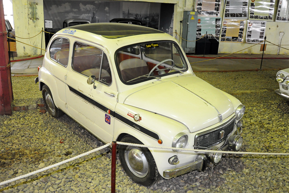 Москва, № В 600 УУ 177 — FIAT 600 '55-69