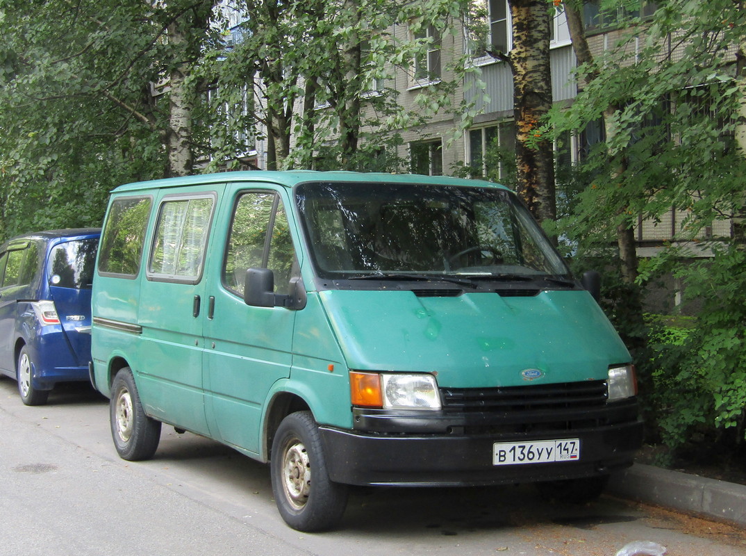 Ленинградская область, № В 136 УУ 147 — Ford Transit (3G) '86-94