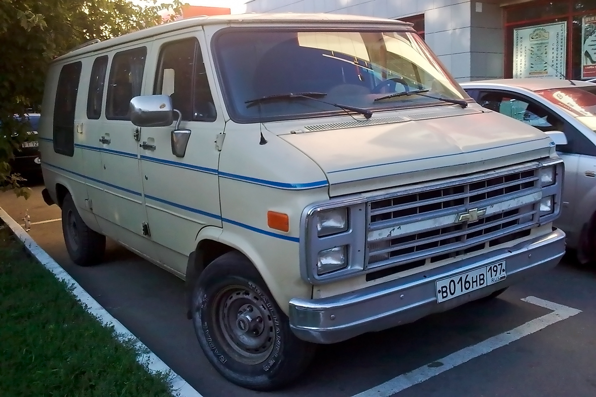 Москва, № В 016 НВ 197 — Chevrolet Van (3G) '71-96