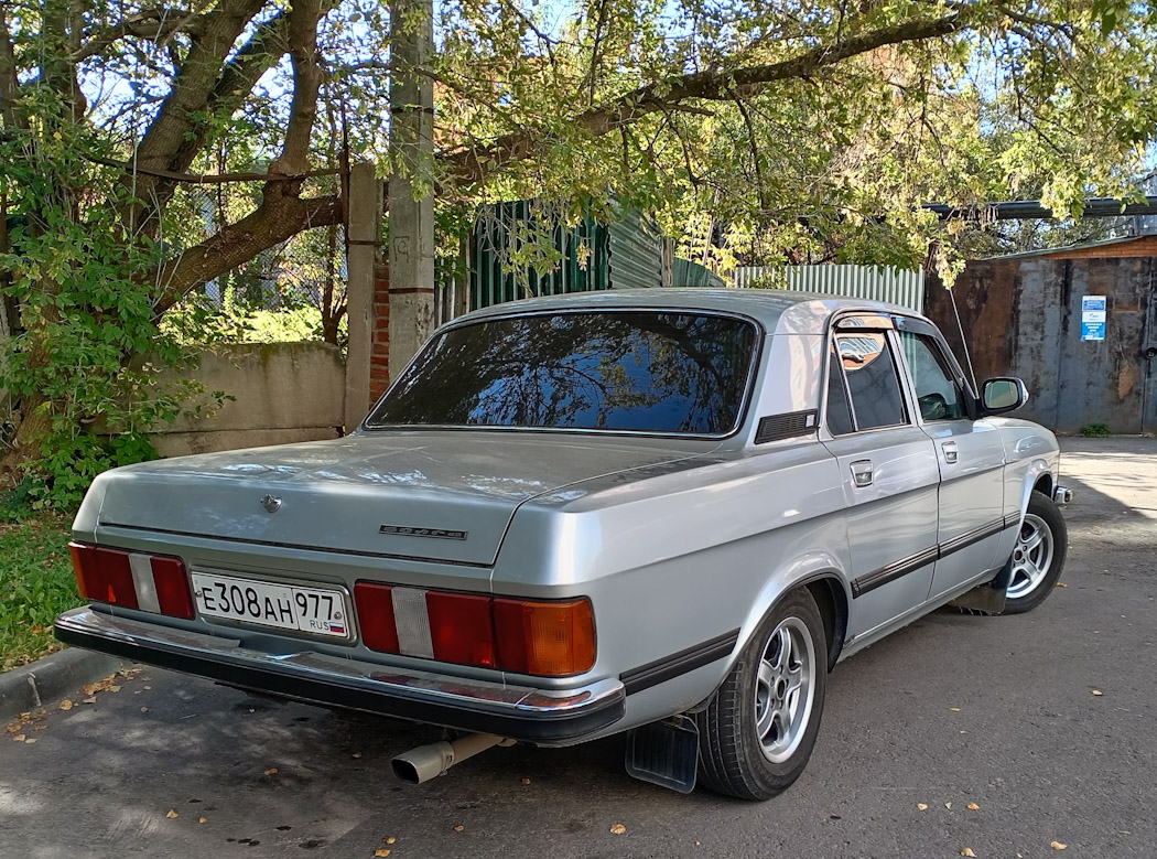 Москва, № Е 308 АН 977 — ГАЗ-3102 '81-08