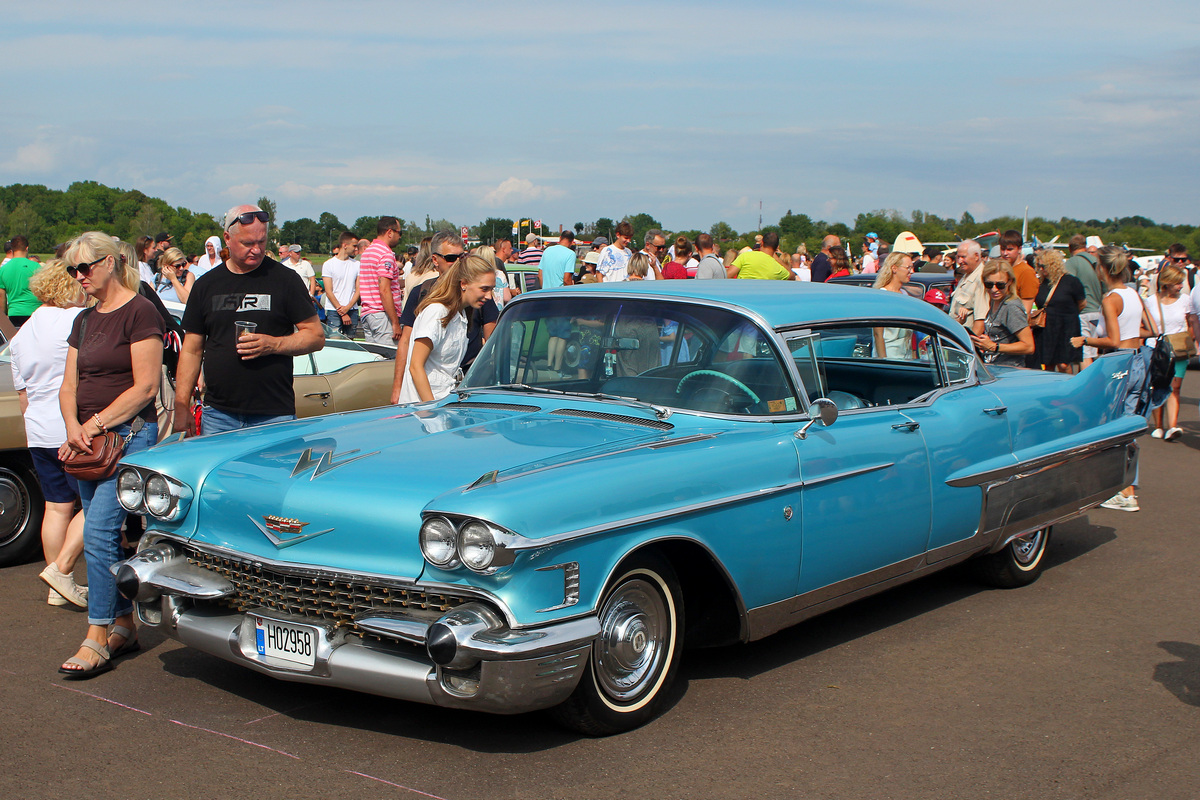 Литва, № H02958 — Cadillac Series 62 (5G) '57-58; Литва — Kauno Aviacijos šventė 2024