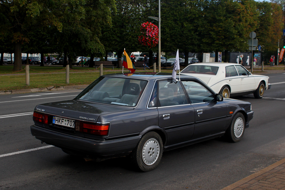 Литва, № HKF 707 — Toyota Camry (V20) '86-91; Латвия — Retro Jūrmala 25