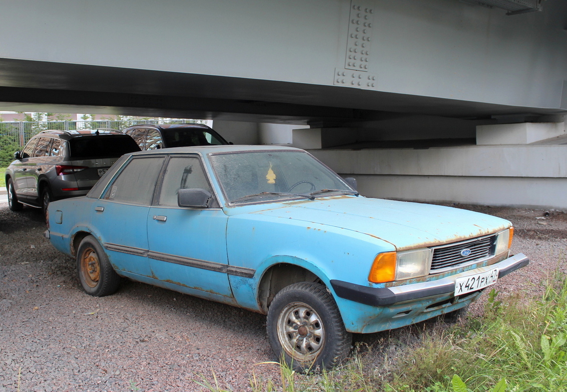 Ленинградская область, № Х 421 РХ 47 — Ford Taunus TC3 '79-82