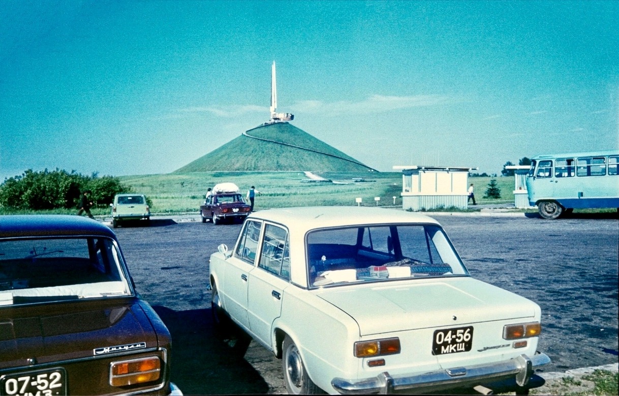 Москва, № 07-52 ММЗ — ВАЗ-2103 '72-84; Москва, № 04-56 МКЩ — ВАЗ-2101 '70-83; Минская область — Исторические фотографии