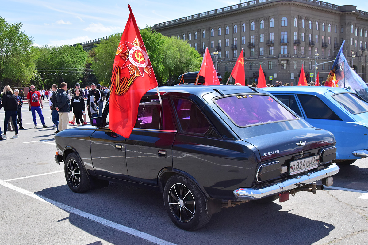 Волгоградская область, № О 824 СН 34 — Иж-21251 Комби '81-97; Волгоградская область — День Победы 9 мая 2024