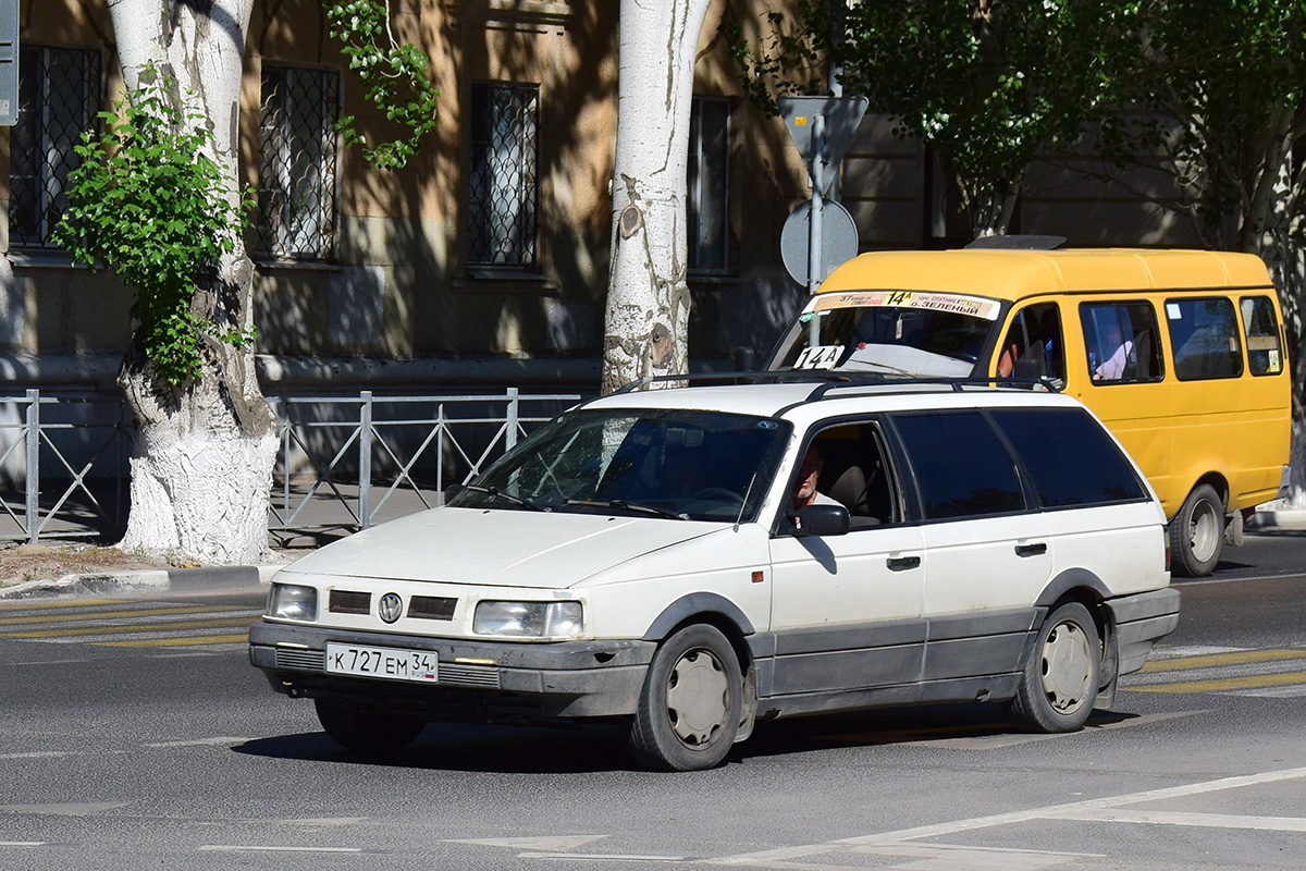 Волгоградская область, № К 727 ЕМ 34 — Volkswagen Passat (B3) '88-93