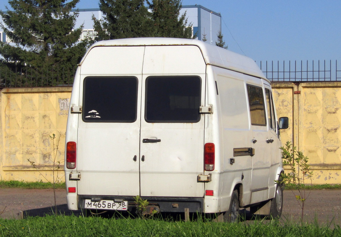 Санкт-Петербург, № М 465 ВР 98 — Mercedes-Benz T1 '76-96