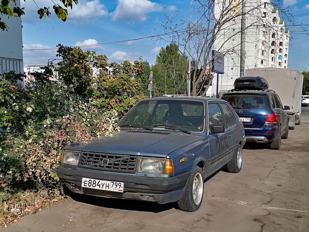 Москва, № Е 884 УН 799 — Volvo 343 '76-91